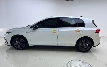 Volkswagen Golf VIII, 2023 год, 1 680 000 рублей, 4 фотография