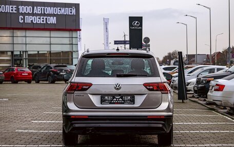 Volkswagen Tiguan II, 2019 год, 1 745 000 рублей, 5 фотография
