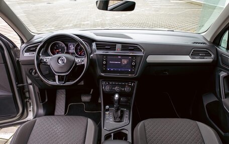 Volkswagen Tiguan II, 2019 год, 1 745 000 рублей, 16 фотография