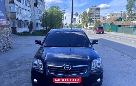 Toyota Avensis III рестайлинг, 2006 год, 950 000 рублей, 3 фотография