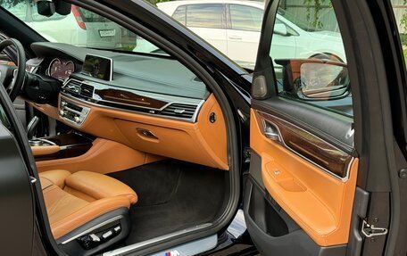 BMW 7 серия, 2016 год, 3 400 000 рублей, 17 фотография