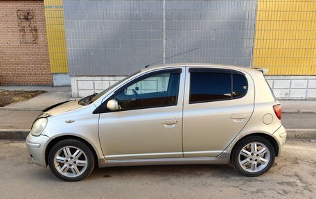 Toyota Vitz, 2002 год, 410 000 рублей, 3 фотография