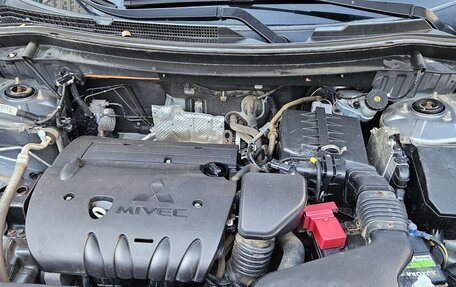 Mitsubishi Outlander III рестайлинг 3, 2012 год, 1 400 000 рублей, 5 фотография