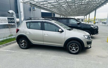 Renault Sandero II рестайлинг, 2015 год, 995 000 рублей, 2 фотография