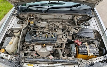 Nissan Wingroad III, 2000 год, 300 000 рублей, 9 фотография