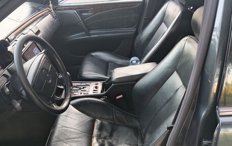 Mercedes-Benz E-Класс, 1998 год, 350 000 рублей, 3 фотография