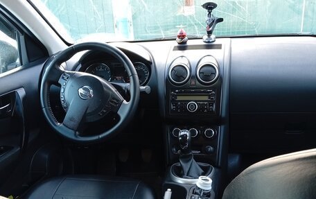 Nissan Qashqai, 2011 год, 750 000 рублей, 14 фотография