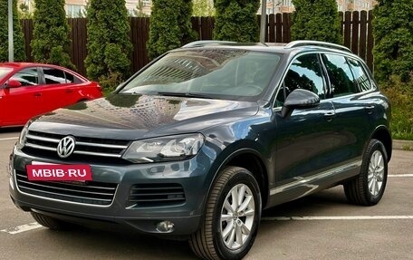 Volkswagen Touareg III, 2011 год, 2 390 000 рублей, 3 фотография