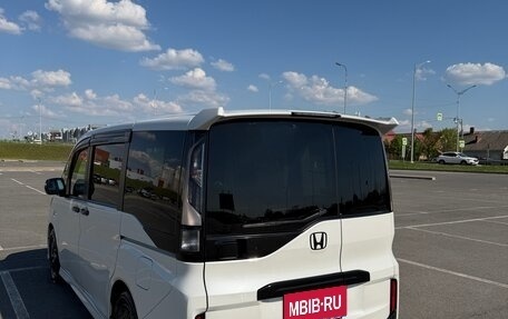 Honda Stepwgn IV, 2020 год, 2 880 000 рублей, 6 фотография