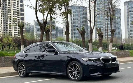 BMW 3 серия, 2021 год, 2 362 417 рублей, 2 фотография