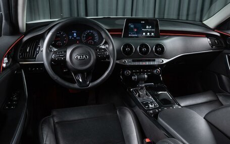 KIA Stinger I, 2019 год, 2 590 000 рублей, 6 фотография