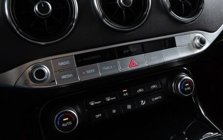 KIA Stinger I, 2019 год, 2 590 000 рублей, 17 фотография