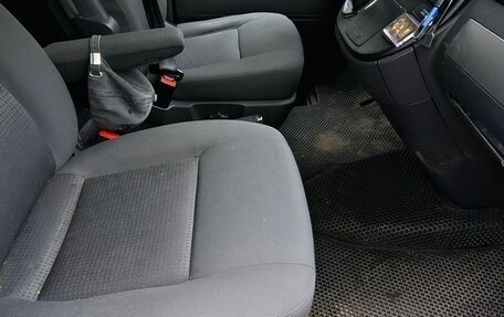 Volkswagen Multivan T5, 2004 год, 1 430 000 рублей, 6 фотография