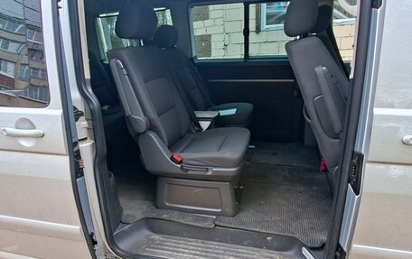 Volkswagen Multivan T5, 2004 год, 1 430 000 рублей, 8 фотография