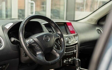 Nissan Pathfinder, 2014 год, 1 800 000 рублей, 11 фотография
