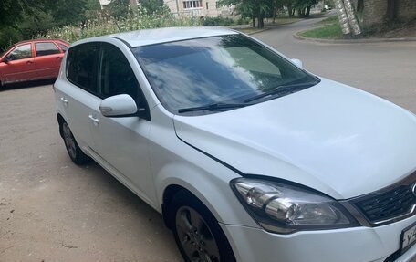 KIA cee'd I рестайлинг, 2011 год, 800 000 рублей, 2 фотография