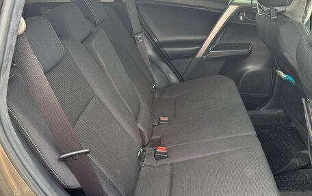 Toyota RAV4, 2018 год, 2 950 000 рублей, 12 фотография