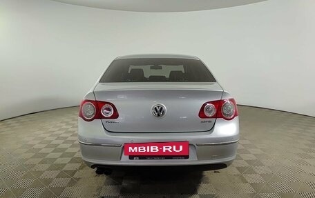 Volkswagen Passat B6, 2005 год, 650 000 рублей, 6 фотография