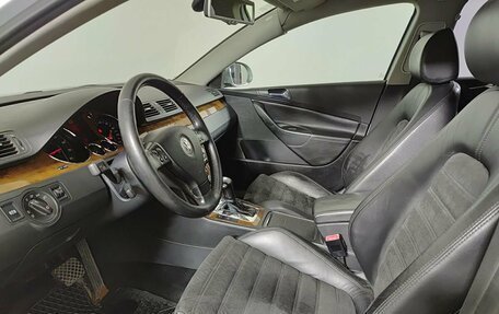 Volkswagen Passat B6, 2005 год, 650 000 рублей, 16 фотография