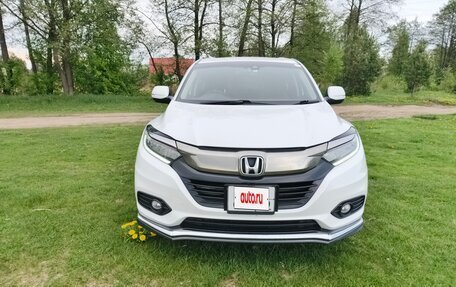 Honda Vezel, 2018 год, 1 630 000 рублей, 1 фотография