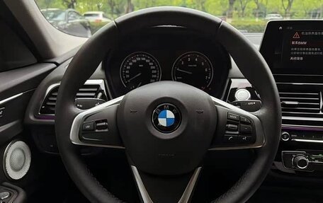 BMW 1 серия, 2022 год, 1 495 000 рублей, 12 фотография