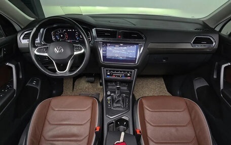 Volkswagen Tiguan II, 2022 год, 2 190 013 рублей, 6 фотография