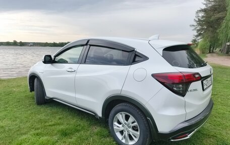 Honda Vezel, 2018 год, 1 630 000 рублей, 5 фотография