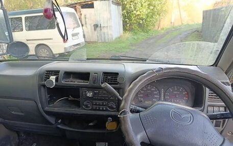 Mazda Bongo IV, 2000 год, 315 000 рублей, 4 фотография