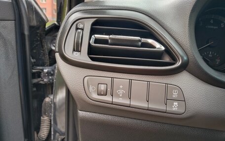Hyundai i30 III, 2022 год, 1 880 000 рублей, 10 фотография