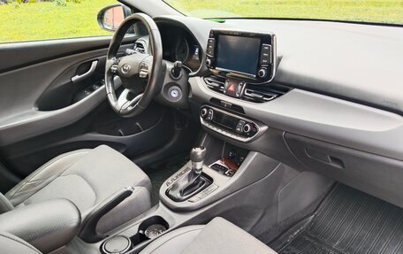 Hyundai i30 III, 2022 год, 1 880 000 рублей, 14 фотография