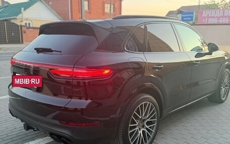 Porsche Cayenne III, 2022 год, 11 300 000 рублей, 3 фотография