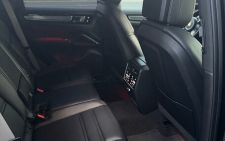 Porsche Cayenne III, 2022 год, 11 300 000 рублей, 20 фотография