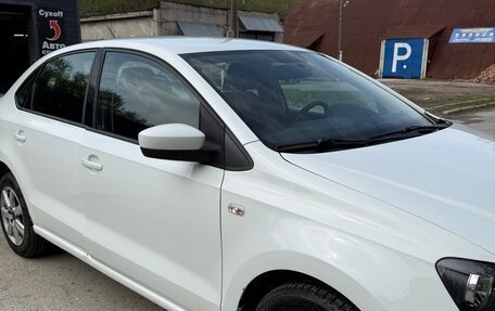 Volkswagen Polo VI (EU Market), 2017 год, 1 000 000 рублей, 4 фотография