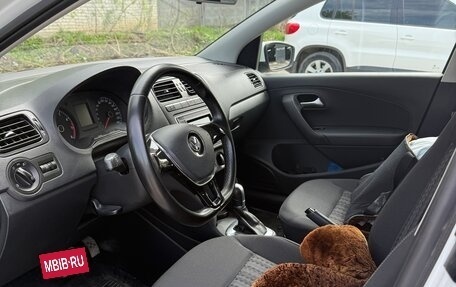 Volkswagen Polo VI (EU Market), 2017 год, 1 000 000 рублей, 3 фотография