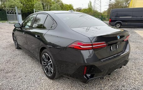 BMW 5 серия, 2024 год, 6 791 000 рублей, 5 фотография