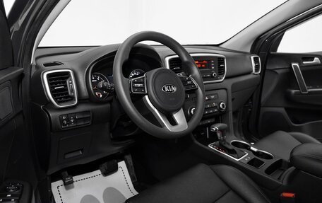 KIA Sportage IV рестайлинг, 2020 год, 2 295 000 рублей, 5 фотография