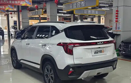 KIA Seltos I, 2023 год, 1 900 000 рублей, 3 фотография