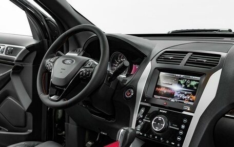 Ford Explorer VI, 2014 год, 1 495 000 рублей, 10 фотография