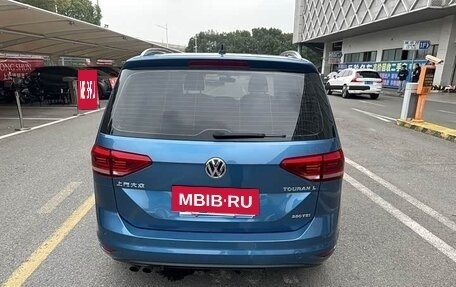 Volkswagen Touran III, 2021 год, 1 373 000 рублей, 3 фотография