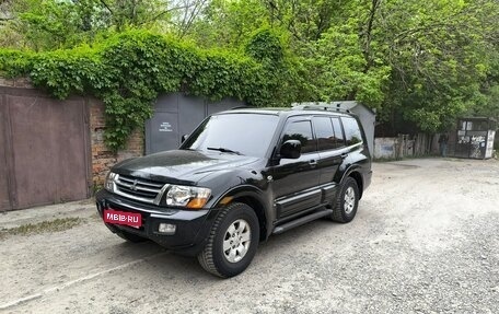 Mitsubishi Montero III, 2002 год, 585 000 рублей, 1 фотография