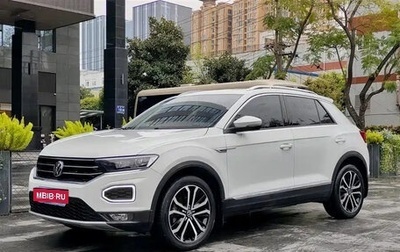 Volkswagen T-Roc I, 2021 год, 1 522 300 рублей, 1 фотография