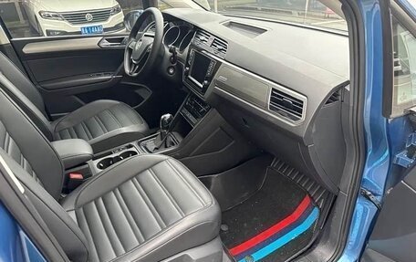 Volkswagen Touran III, 2021 год, 1 373 000 рублей, 13 фотография