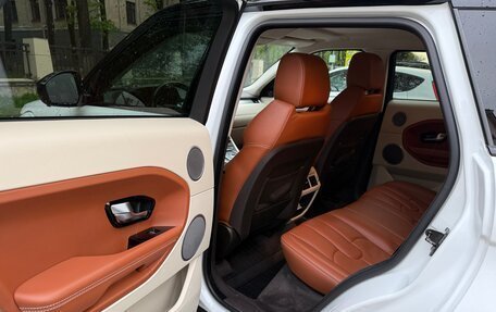 Land Rover Range Rover Evoque I, 2014 год, 2 400 000 рублей, 7 фотография