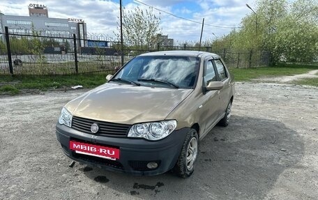 Fiat Albea I рестайлинг, 2007 год, 240 000 рублей, 2 фотография