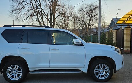 Toyota Land Cruiser Prado 150 рестайлинг 2, 2010 год, 2 500 000 рублей, 4 фотография