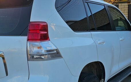 Toyota Land Cruiser Prado 150 рестайлинг 2, 2010 год, 2 500 000 рублей, 6 фотография