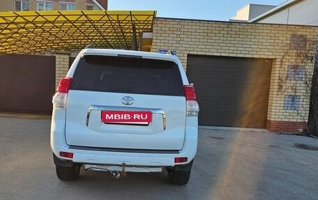 Toyota Land Cruiser Prado 150 рестайлинг 2, 2010 год, 2 500 000 рублей, 2 фотография