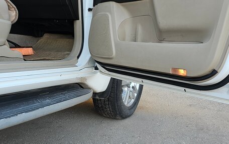 Toyota Land Cruiser Prado 150 рестайлинг 2, 2010 год, 2 500 000 рублей, 15 фотография