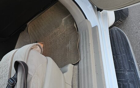 Toyota Land Cruiser Prado 150 рестайлинг 2, 2010 год, 2 500 000 рублей, 19 фотография