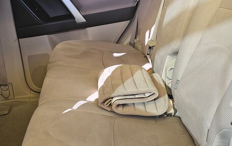 Toyota Land Cruiser Prado 150 рестайлинг 2, 2010 год, 2 500 000 рублей, 24 фотография